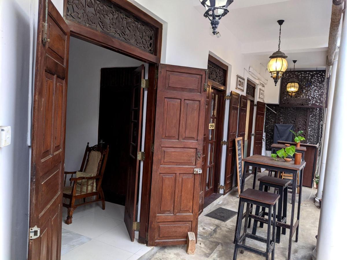 Lighthouse Guest Hotel กอลล์ ภายนอก รูปภาพ