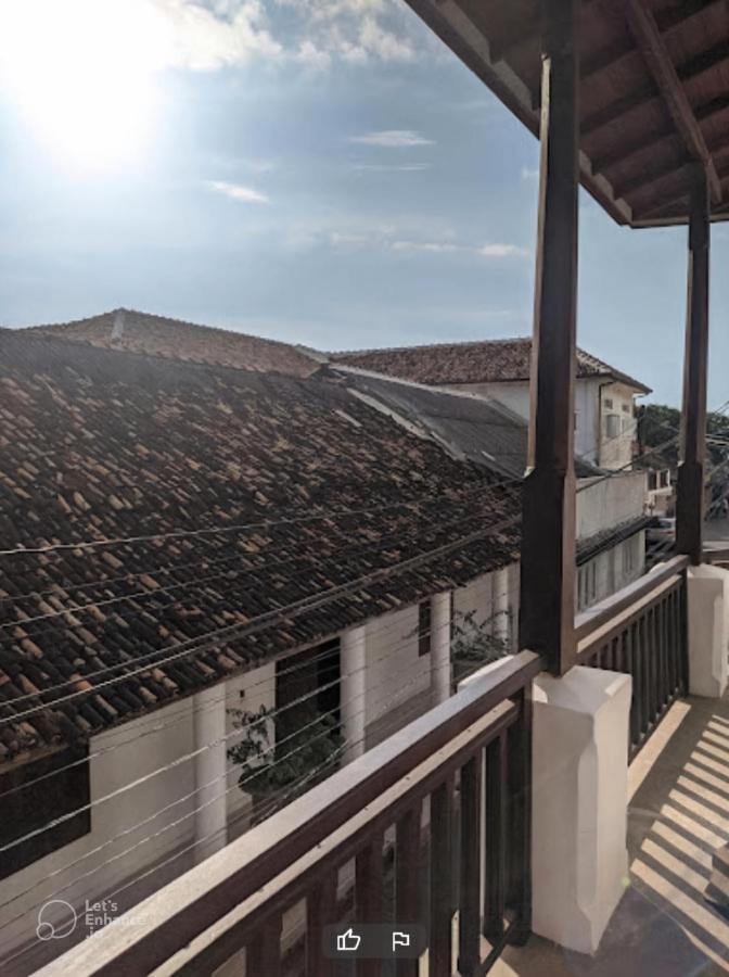 Lighthouse Guest Hotel กอลล์ ภายนอก รูปภาพ