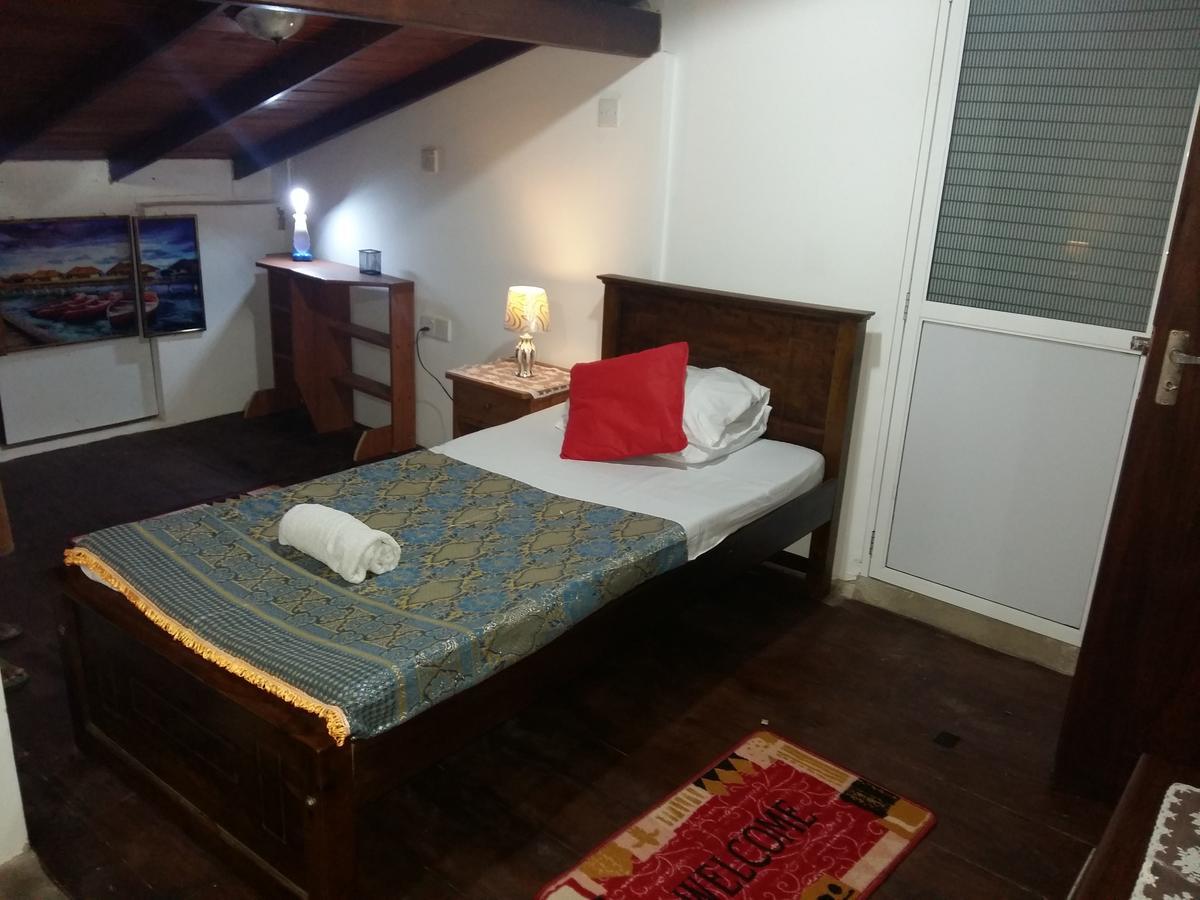Lighthouse Guest Hotel กอลล์ ภายนอก รูปภาพ