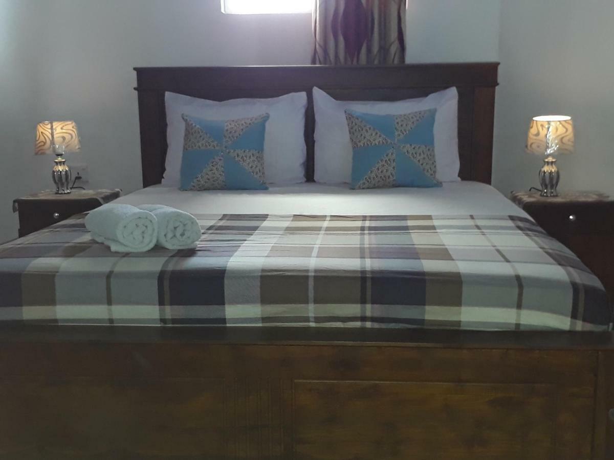 Lighthouse Guest Hotel กอลล์ ภายนอก รูปภาพ