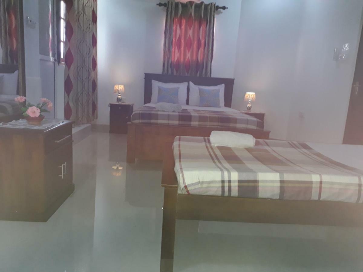 Lighthouse Guest Hotel กอลล์ ภายนอก รูปภาพ